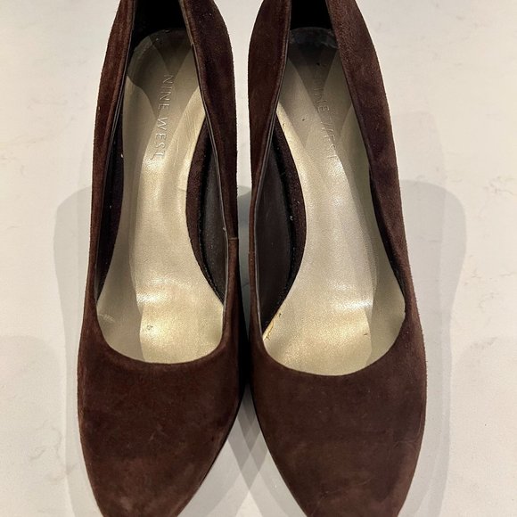 Nine West Chocolate Brown Suede Heels - Picture 4 of 4